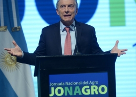 Macri dio la cara frente al campo al inaugurar el Congreso de Jonagro