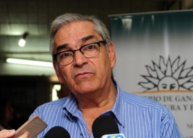 El ministro de Agricultura uruguayo aseguró que “los plaguicidas son un mal necesario”