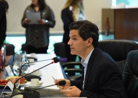 Laspina reconoció que sería injusto aplicar una mayor alícuota de Bienes Personales a productores respecto de sociedades agropecuarias: se modificaría el dictamen