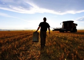 Las preocupaciones del productor argentino pasaron a estar "tranqueras afuera"