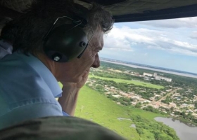 Macri recorrió zonas de Chaco afectadas por las inundaciones