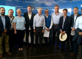 De qué se trata el plan de conectividad para pueblos rurales que anunció el Gobierno en Expoagro