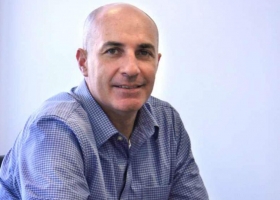 Nicolás Ballestrero, de Agco, sobre el clima político: "Complica la decisión de inversión de las compañías"