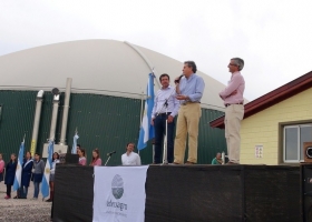 El megatambo estabulado de Adecoagro ya cuenta con casi 9000 vacas lecheras: quiere llegar a un total de 14.000