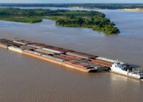 Itaipú abrió compuertas y se recuperó la navegabilidad en el Paraná