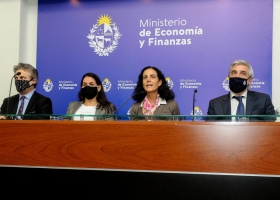 Uruguay emitió bonos en dólares a la tasa más baja de la historia: “La decisión de no ir a cuarentena se ha ido reflejando en términos económicos”