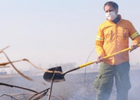 ¡Aprendé Cabandié! Los expertos en pastizales naturales explican al ministro de Ambiente las causas de los incendios