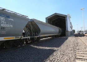 Ingresó el primer tren con granos a los puertos del Gran Rosario: se producirá un ahorro del 30 %