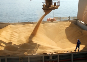 Brasil suspende el impuesto a las importaciones de soja y maíz para frenar el aumento de los alimentos