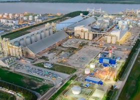 AgroEmpresas: Glencore cambia de nombre, Adecoagro inaugura obra, y Logros quiere faenar kosher