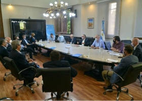 Maíz: levantan el cepo a las exportaciones y el campo termina el paro hoy