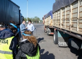 ARBA salió a controlar camiones en plena cosecha, aunque su titular parece saber poco de agro, transporte, geografía y hasta matemáticas