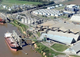 Nuevo paro en los puertos del Gran Rosario: reclaman ser vacunados contra el Covid