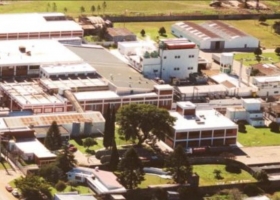 Tiene 350 empleados y no trabaja porque no puede exportar carne