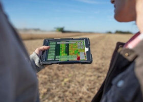 Advierten que la falta de conectividad puede ser una limitante para la agricultura digital