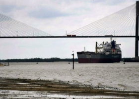 Bajante del Paraná: estiman que sin un sobredragado habrá mayores costos logísticos