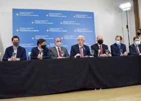 Insólito: con retenciones y brecha cambiaria, Argentina exhortó a la OMC que se "eliminen las distorsiones" al comercio