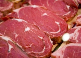 Carne: el plan de Domínguez para crecer en producción y administrar exportaciones
