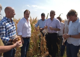 Sequía: Domínguez recorrió zonas afectadas y anunció que el Fondo de Emergencia pasa a $12.500 millones