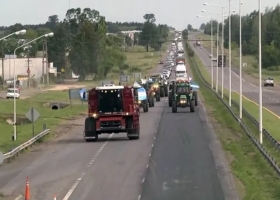 Con decenas de camionetas y tractores: en Entre Ríos el campo se hizo sentir contra las retenciones