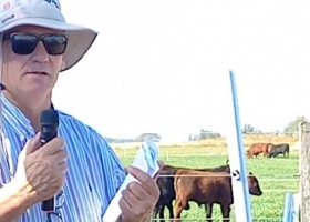 José Ignacio Arroquy investiga cómo alimentar a los bovinos desde que son terneros: “Argentina puede aumentar su stock de carne solo incrementando el peso del novillo”, razona
