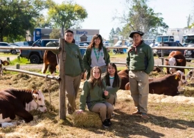 Son alumnos de una escuela agrotécnica y, por primera vez, están en una competencia internacional de Braford