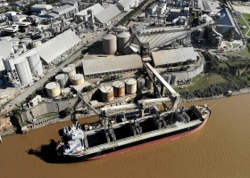 Con gran parte de la cosecha por vender, la falta de gasoil no le da tregua al campo