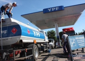 Otro golpe al bolsillo YPF amentó 6 por ciento las naftas