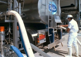 Por SanCor el sindicato lechero hará un paro en todas las empresas y alertan que faltarían productos al público