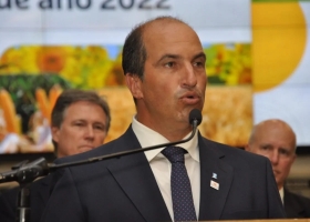 La grieta nos aleja cuatro cadenas del campo llamaron a las soluciones consensuadas