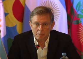 Larga vida a la media res Finalmente el gobierno cedió y pondrá bajo revisión el troceo obligatorio de la carne vacuna