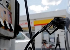 El combustible sufrió una nueva suba del 4 por ciento