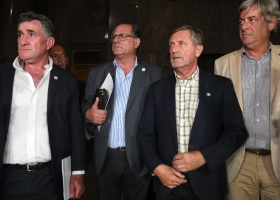 La Mesa de Enlace llevó a la Justicia una disputa por un bono extra para los trabajadores rurales