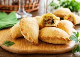 Anuncian que la harina del trigo transgénico ya se usa para pan y empanadas en el país