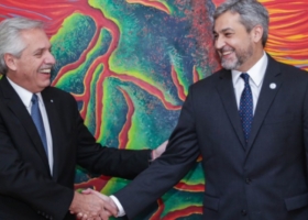 Argentina comenzó a cobrar “retenciones” a Paraguay: Llegaron las primeras facturas del peaje en el tramo superior de la Hidrovía.