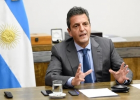 Discriminación total para aplicar el famoso Dólar Agro: El gobierno publicó una lista que confirma que maneja el concepto de “economías regionales” más pijotero del mundo.