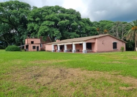 Un productor acusó a un intendente de prometer la entrega de tierras de su campo