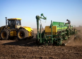 En Córdoba el drama de la sequía equivale a dos años y medio de venta de maquinaria agrícola