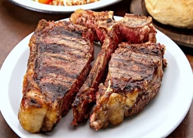 La carne argentina sigue más barata que en Uruguay y Chile y es más cara que en Brasil y Paraguay
