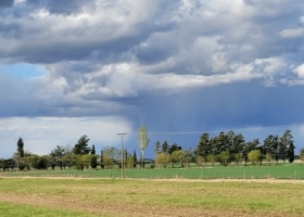 El Niño no será tan fuerte como se esperaba pero durará más de lo previsto. Las variables son consistentes con un evento moderado, afirmaron desde la BCR 