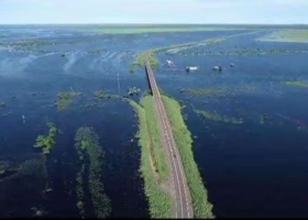 Corrientes en 24 horas llovió 350 milímetros y se viven horas dramáticas en varias zonas rurales