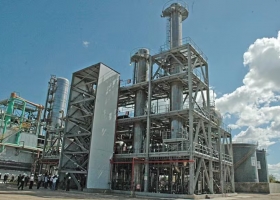 Biocombustibles presentaron un proyecto para llevar al 15% el corte en las naftas y tener un mercado libre y voluntario