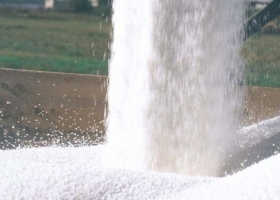 Mercado de fertilizantes con doble comando reactivación de las ventas de urea con demanda planchada de fósforo
