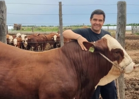 Maneja 70 hectáreas: el ministro que posee un campo y no para de recibir estudiantes explica por qué lo hace