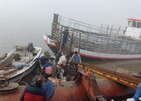 Quedamos acorralado denuncian que la falta de barcos y una burocracia excesiva tienen en vilo a los ganaderos de una región