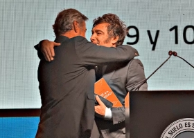 En la Rural. Milei prometió bajar las retenciones en 2025, pero lo condicionó a algunas variables