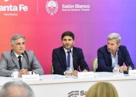 Crece el operativo clamor en las provincias del centro por retenciones. El campo no puede más, dijo Pullaro desde Santa Fe junto a Frigerio y Llaryora