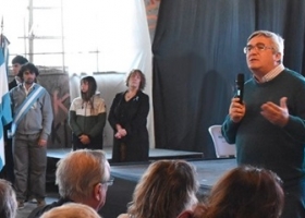 Milei desmantela el INTA, nosotros apostamos por la ciencia, dijo el ministro bonaerense Javier Rodríguez, desde un evento de tecnología para el agro
