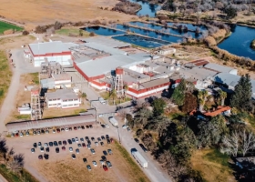 Una patriada dos hermanos compraron seis frigoríficos legendarios de Santa Fe y nace el mayor grupo del negocio de la carne