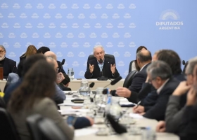 Bisturí, no motosierra encendidos discursos de defensa al INTA en Diputados